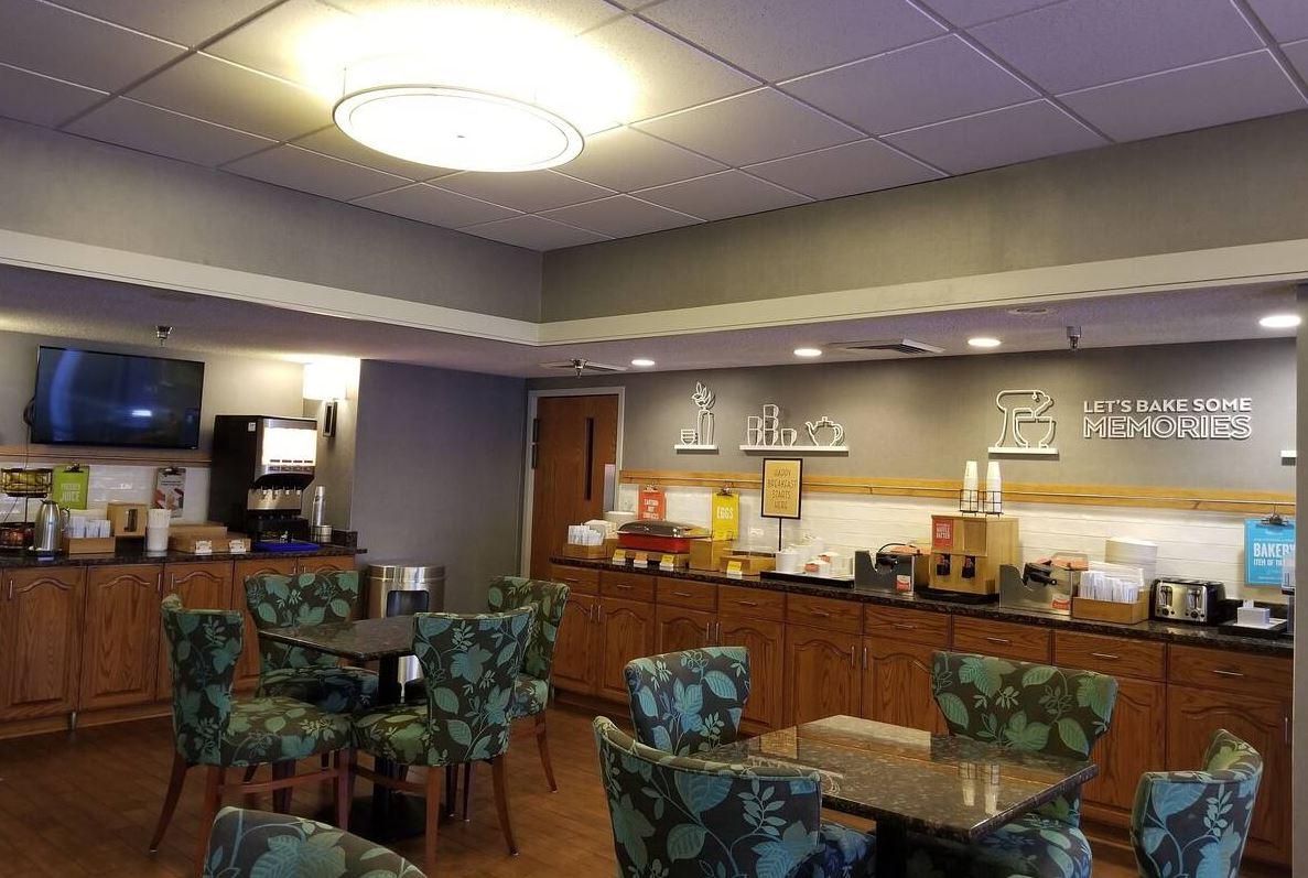 Hampton Inn Springfield-South מראה חיצוני תמונה