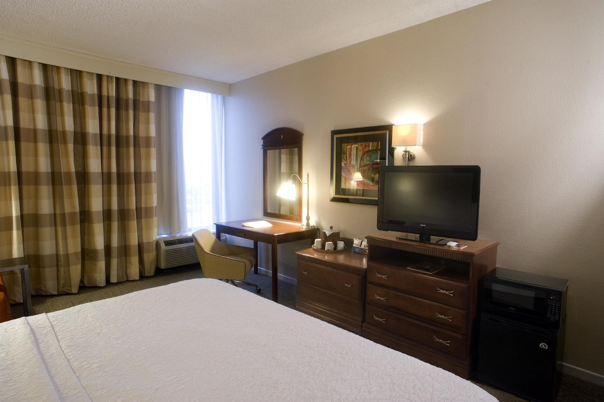 Hampton Inn Springfield-South מראה חיצוני תמונה