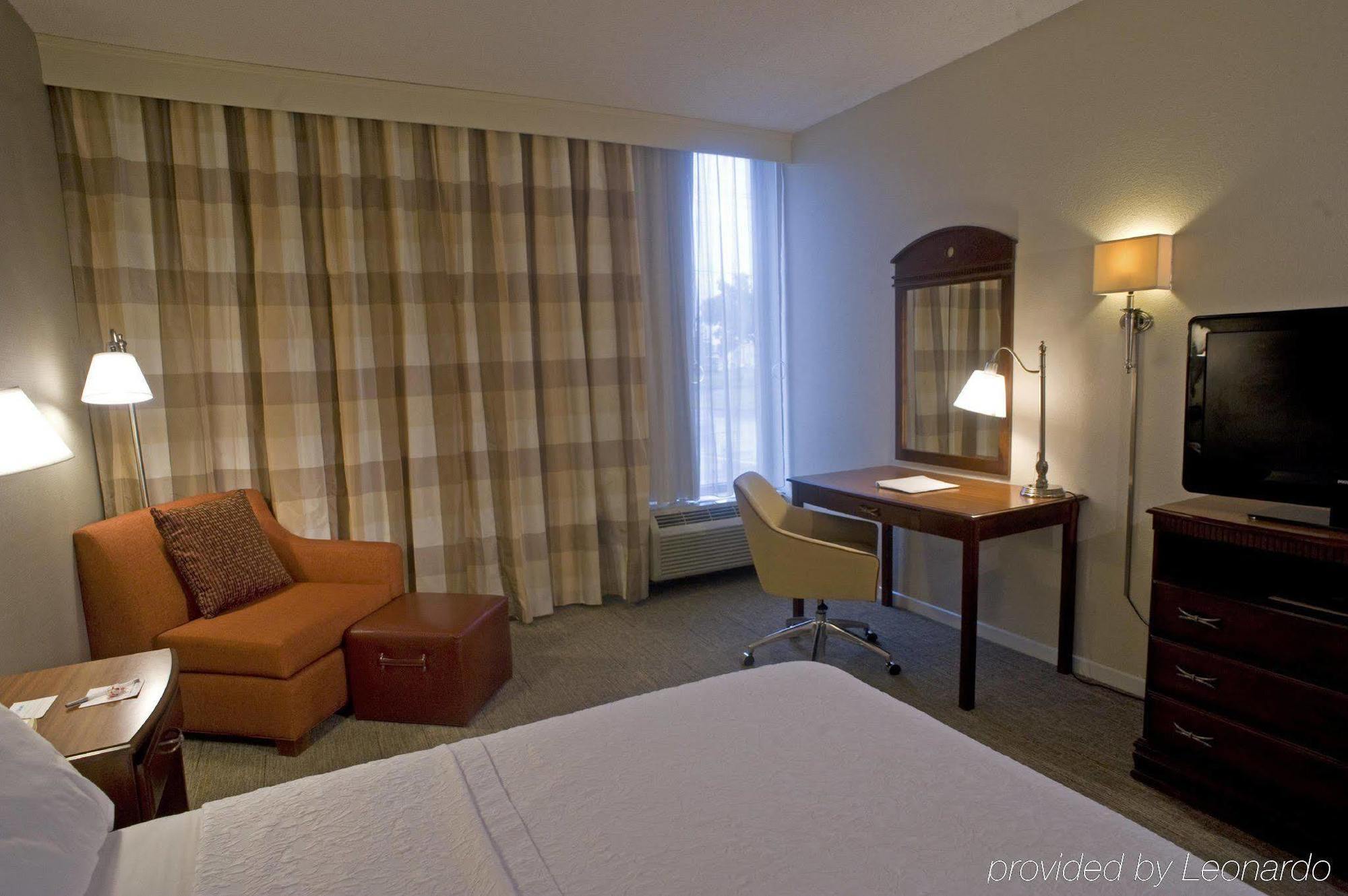 Hampton Inn Springfield-South מראה חיצוני תמונה