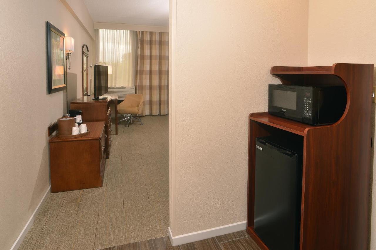 Hampton Inn Springfield-South מראה חיצוני תמונה