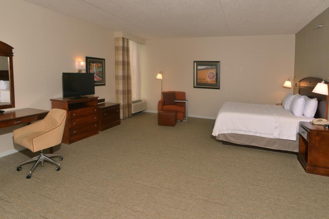 Hampton Inn Springfield-South מראה חיצוני תמונה
